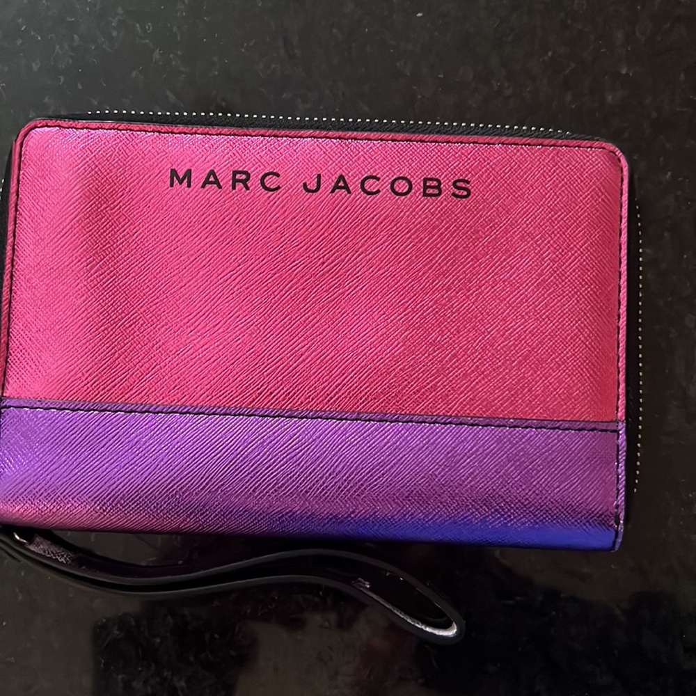 Marc Jacobs wristlet
